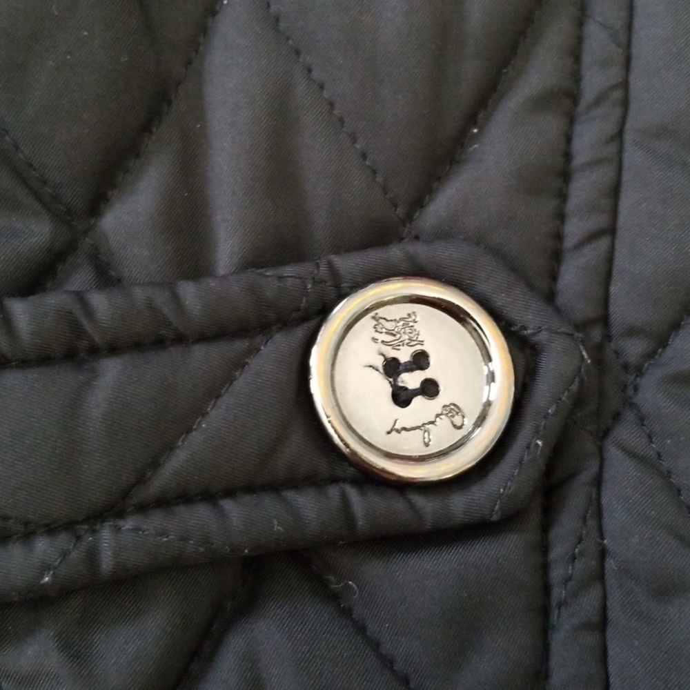 SOLD. SOLD. Burberry quilted coat - Picture 5 of 8